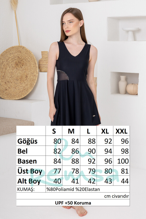 Two-Piece Modest Swimwear Set with Tunic and Shorts - Thumbnail