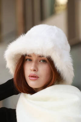 Remsa - Women's Plush Bucket Hat RKŞ-14 - Ecru