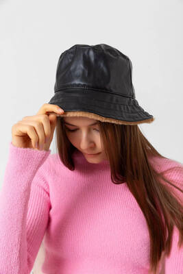 Remsa - Women’s Reversible Leather and Plush Bucket Hat Black Brown (1)