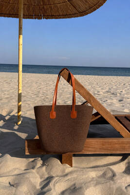 Remsa - Woven Straw Beach Tote Bag 025 in Warm Brown (1)
