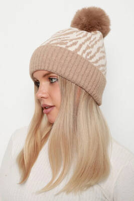 Remsa - Zebra Print Women's Beanie RKŞ-21 - Camel
